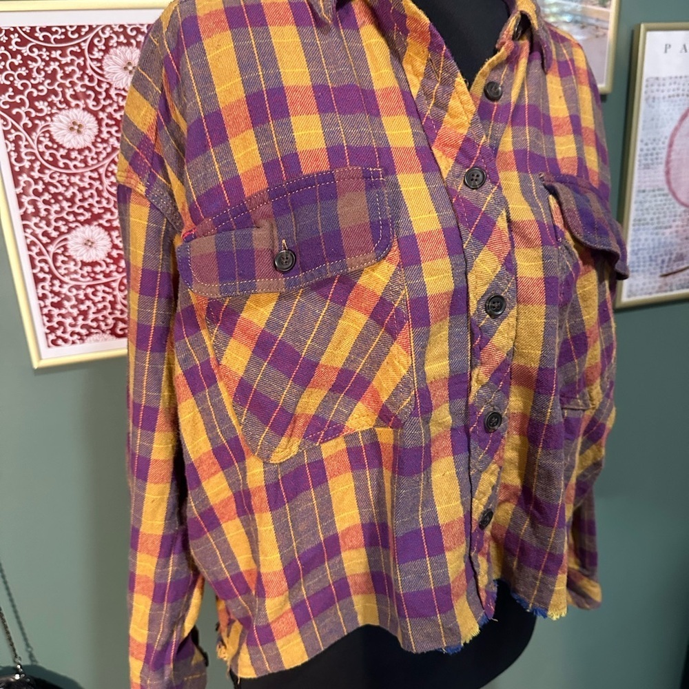 💕Urban Outfitters Purple and Yellow Plaid Button-Up Shirt Oversized XS - Picture 2 of 5